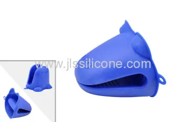 Hippo Shaped Silicone Heat Resistant Oven Mitt 