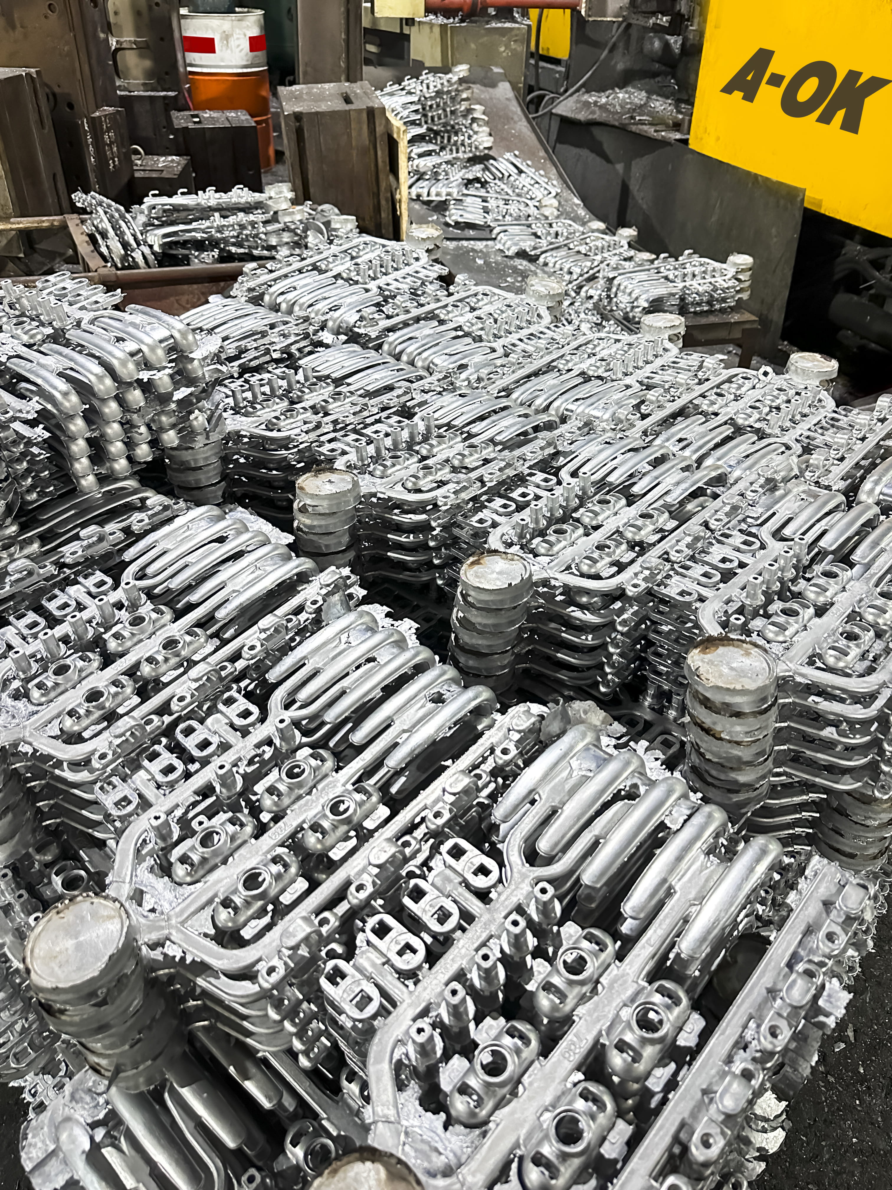 Вытворчасць аконных ручак з цынкавага сплаву і праверка якасці на заводзе A-OK Hardware