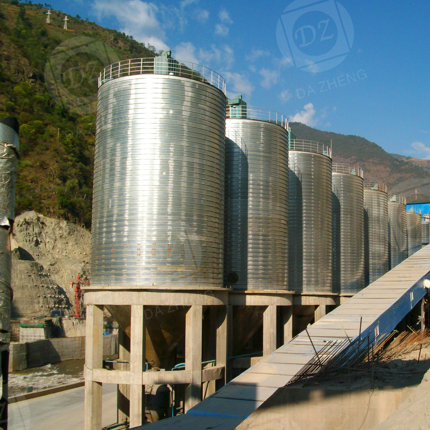 Fly ash silo in curing plant