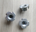 Acier au carbone ZP M8 T-nut-4P