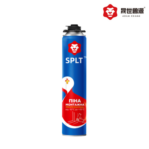 Установка монтажной пены на окна и двери