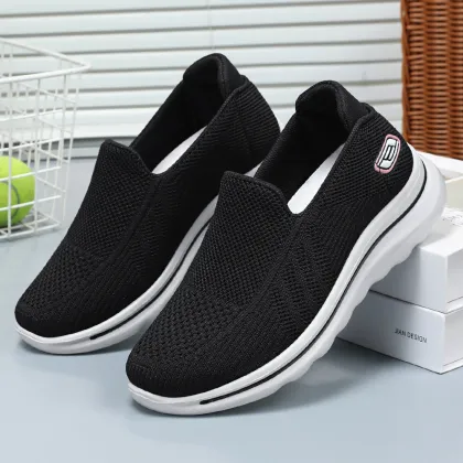Lightweight couple walking shoes