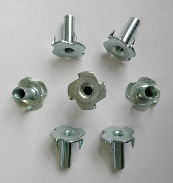 Full thread Zinc Plating 4 Prongs Tee nuts