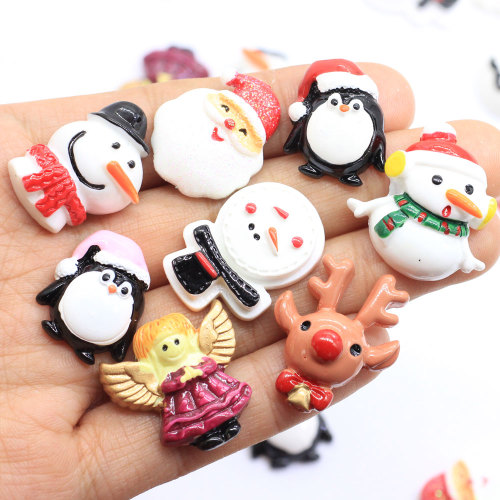 Flatback Winter Snowman Cute Christmas Elk Cute Resins 100 unids / bolsa para decoración de fiestas o adornos navideños encantos