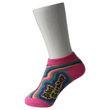 Rosa Kid&#39;s Boots Socken mit Regenbogen Muster