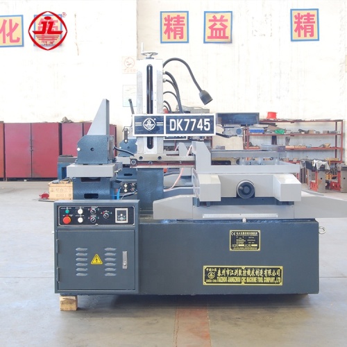 DK7745 نظام التحكم CNC Wedm Machine للبيع