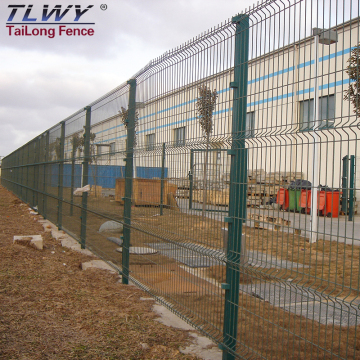 Curved Welded Wire Mesh Fence: Galvanized Steel 3D Security Panel with Post for Outdoor Use
