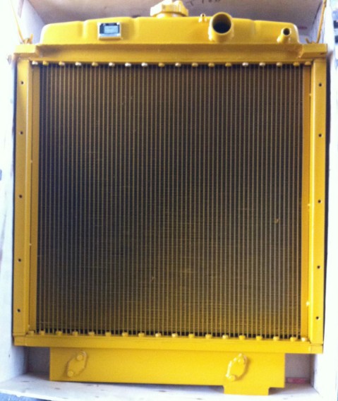 Радиатор шантуй sd32. Радиатор бульдозера. Радиатор бульдозера. Радиатор шантуй 22. Радиатор бульдозера.