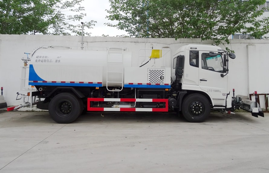 street washing truck 1