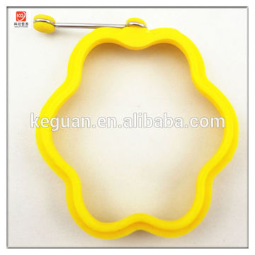 S-C010 popular nice design colorful egg shaped silicone egg ring