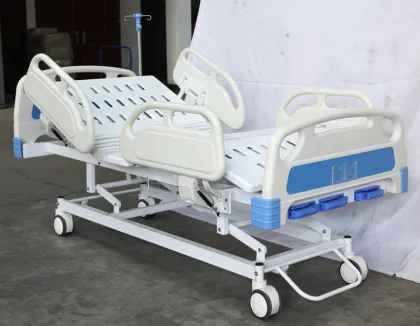 Hospital Furniture Medical equipment with 3 cranks