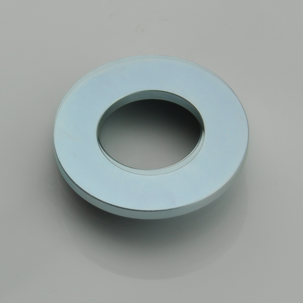 Ring countersunk magnet