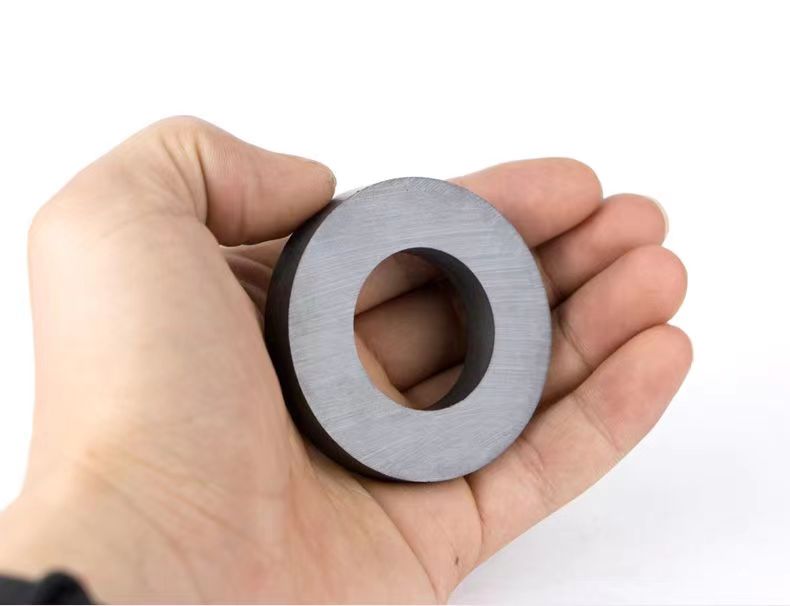 Permanent Magnet Ferrite Core for Instrument and Meters