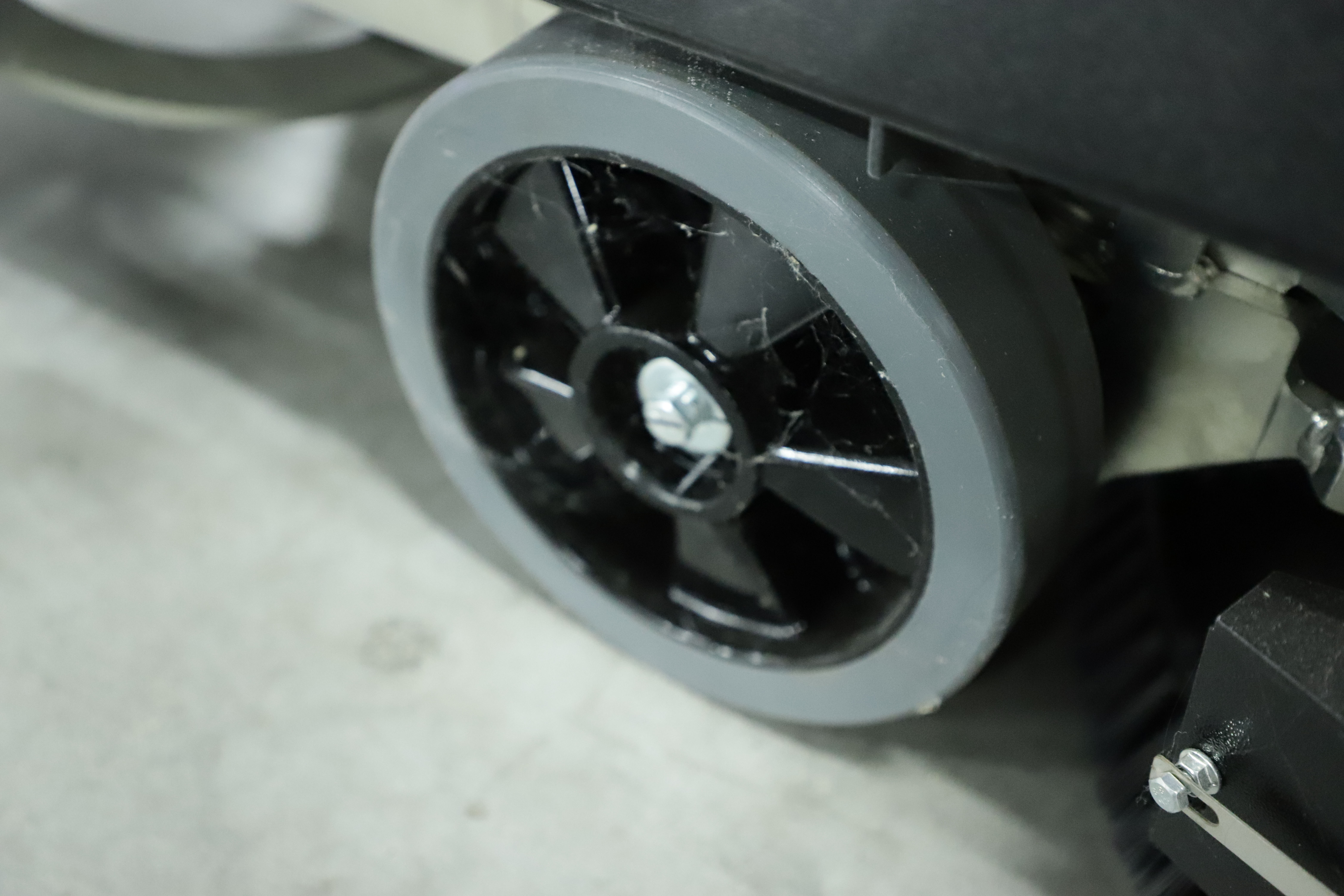 Walk-behind Scrubber Dryer