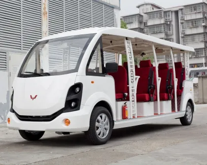 High-end Luxurious Wuling V100 Series Mini Electric Sightseeing Cars