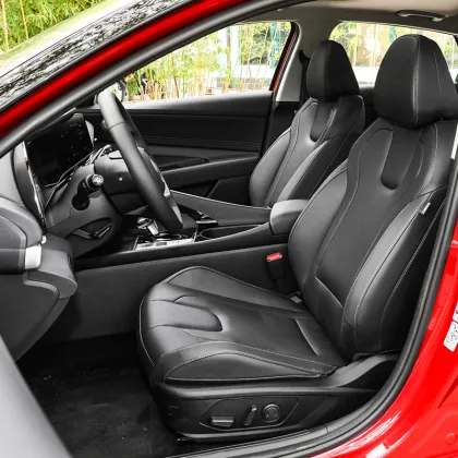 Hyundai Elantra FWD Compact Sedan: High Performance New Fuel Car for Sale