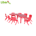 Kwalitatief hoogwaardige voorschoolse bureaus en stoelen te koop