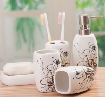 5 PC Of Ceramic Bath Set Flower Printed