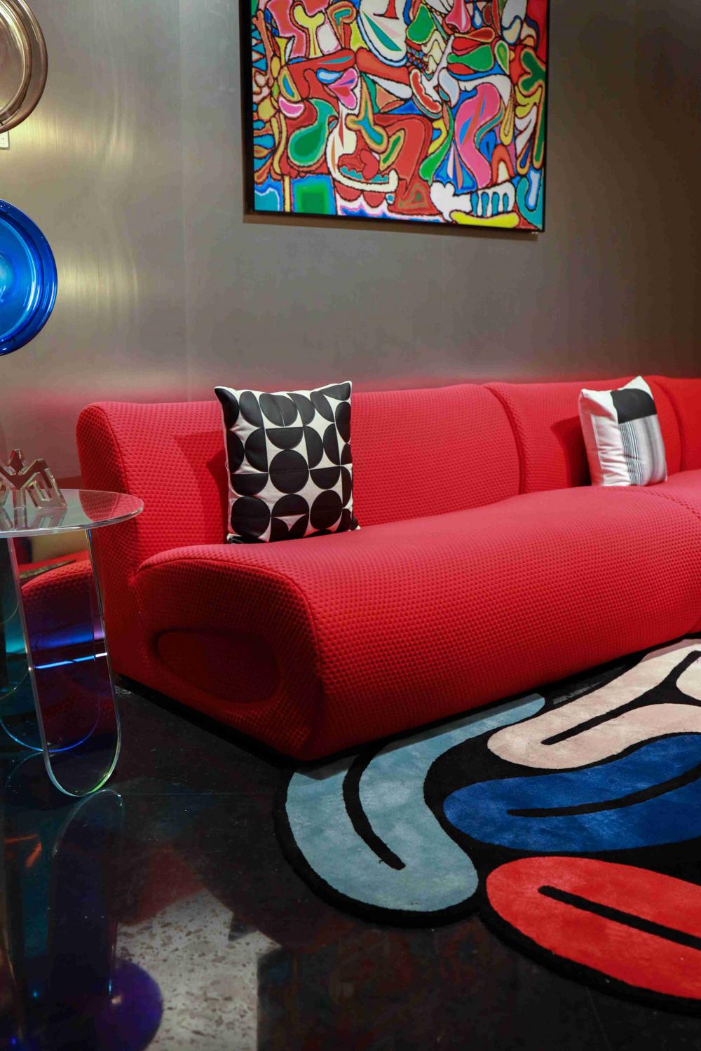 Stylish Red Lounge Sofa