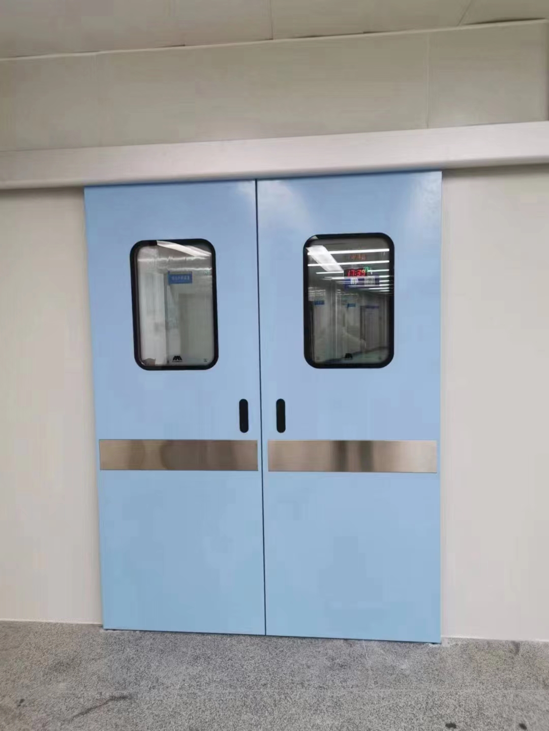 Medical aluminum electric sliding clean door double door2