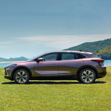 Buic E5: Spacious High-End New Energy Electric Vehicle for Adults
