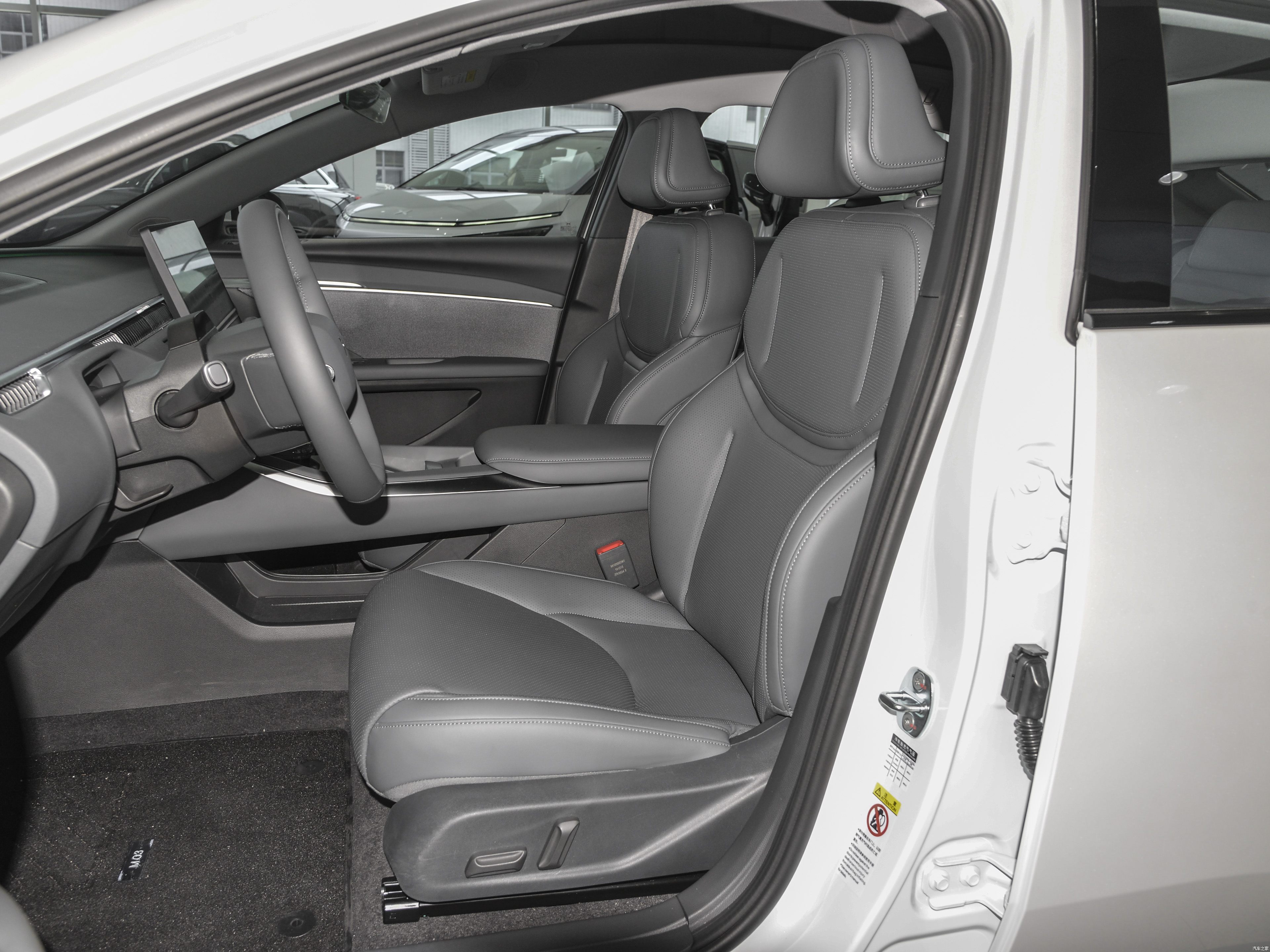 Xpeng Mona M03: 620km Range Pure Electric Hatchback