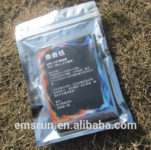 World-class outdoor sports waterproof Emergency blanket to keep warm