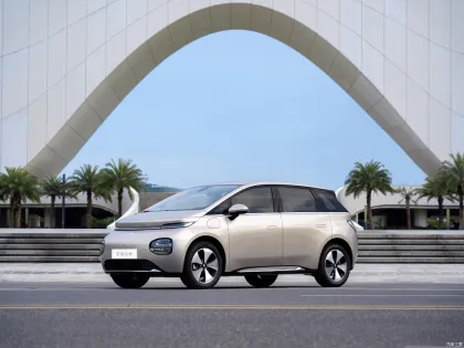 2023 Baojun YUNDUO Mini 5-Door 5-Seat Used Electric Car for Sale