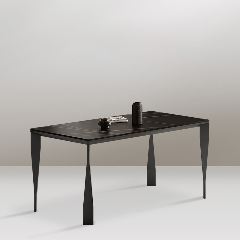 Mesa de comedor moderna de negro y dorado