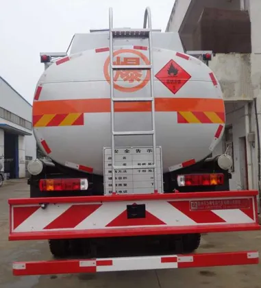 Auman 14000L Carbon Steel Oil Tank Truck