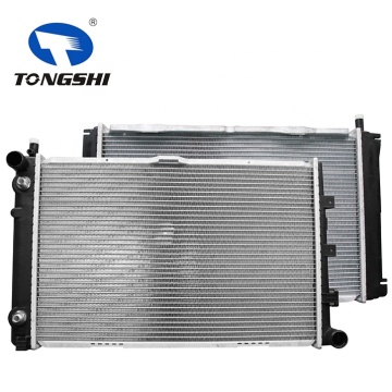 Radiateur pour Mercedes-Benz 190W 201 1982 OEM2015004103 / 2015004203/2015002003/2015005103 / A2015002003 / A2015004103 / A2015004203 / A