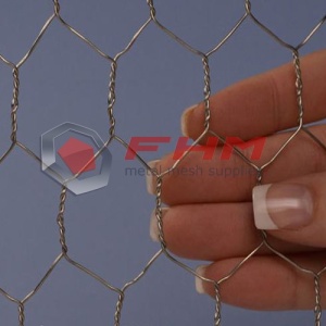 Hexagonal Wire Mesh Dibuat oleh Kawat Stainless Steel