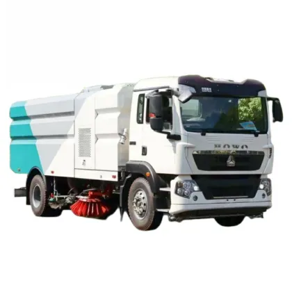 High Quality China Supplier Street Mounted Road Sweeper CLW Road Sweeper Truck