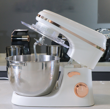 Blender rumah tangga untuk membuat roti