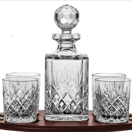 Traditional Crystal Square Decanter Set with glass stopper
