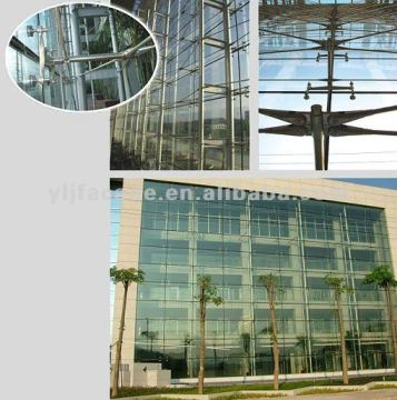 Clear glass curtain wall