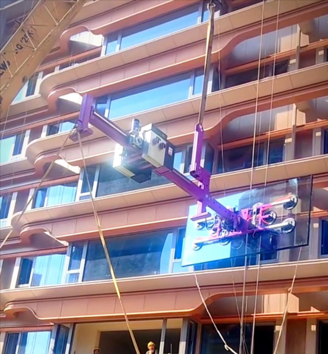 Cowest BVL-800 balanced glass lifter handling facade eaves Cowest BVL-800 balanced glass lifter handling facade eaves