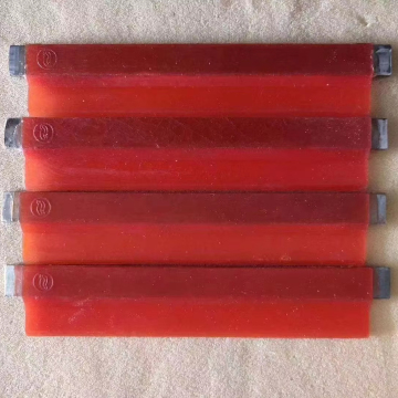 Hot Selling Rieter Combing Machine Part: Clearer Lip Cleaning Blade for Textile Machinery