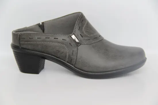 Anti-slip Ladies Slipper Shoes with OEM Design