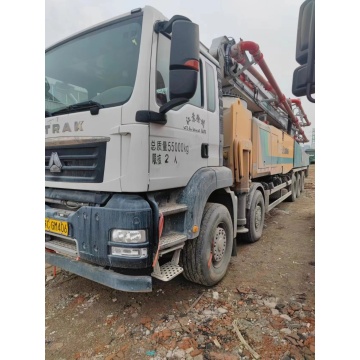 XCMG Sinotruk 69-meter HB69V Concrete Pump Truck