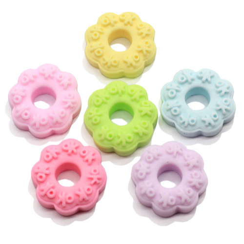 Resin Design Round Flower Biscuit With 6mm Holk for DIY Kids Bracelet Pendant Necklace Making