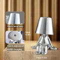 Moderna luz nocturna de carga USB con características de control táctil