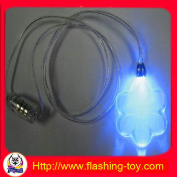 Customized Battery Powwered Pendant Led Flashing Necklaces Hl-b2113