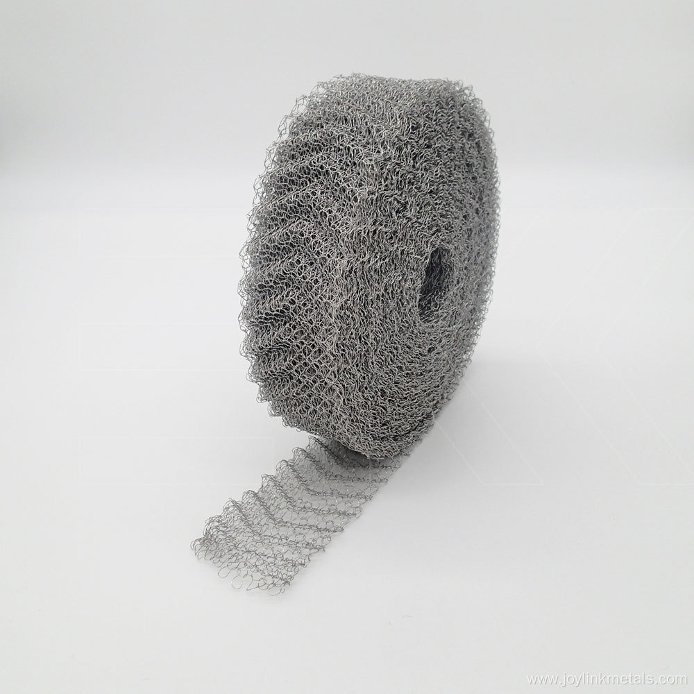 Ginning knitted wire mesh