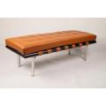 Knoll Barcelona Bench vum Mies van der rohe