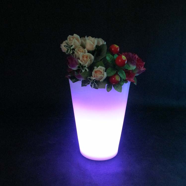 وعاء زهرة RGB LED بحجم مختلف