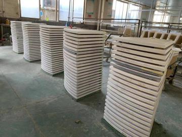 Plates for gold beneficiation plants