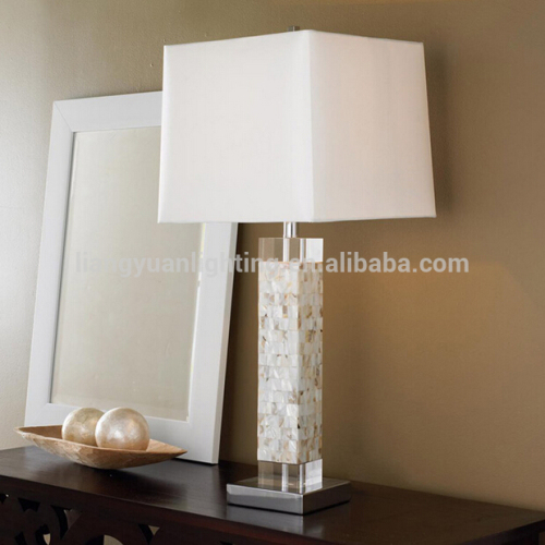 Shell table lamp