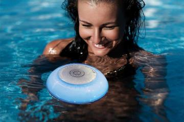 Floating Bluetooth speaker IP67
