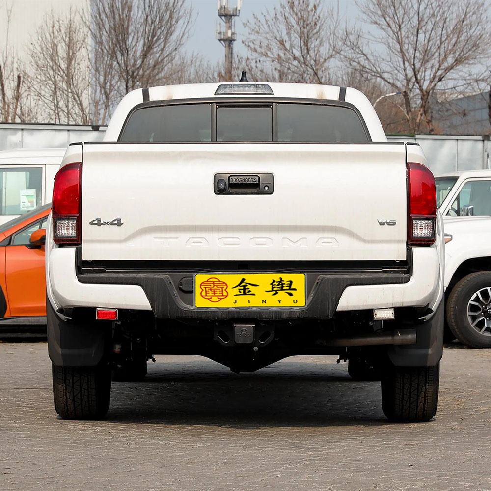 Toyota Tacoma (7)